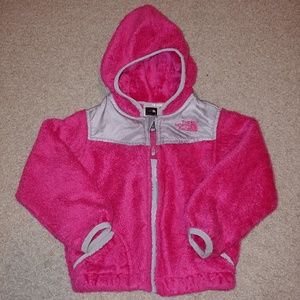 Girls 2t pink and grey North Face osito jacket